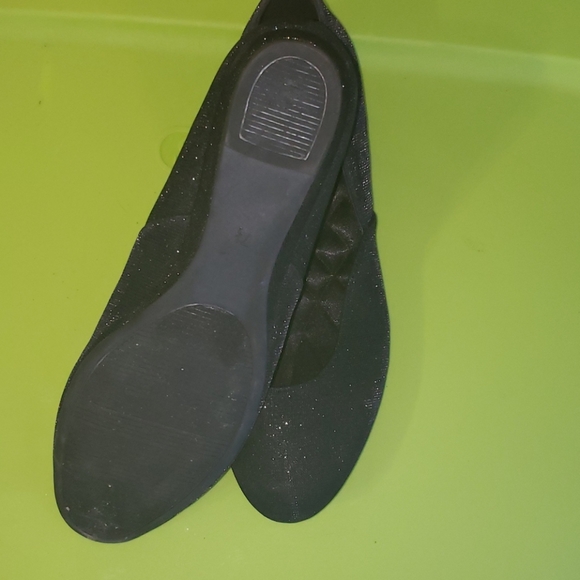 Sparkly flats - Picture 7 of 8